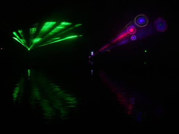 Lasershow Maschsee   114.jpg